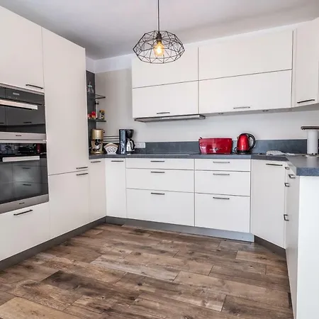 Apartment Moderne Souterrain-wohnung Anif